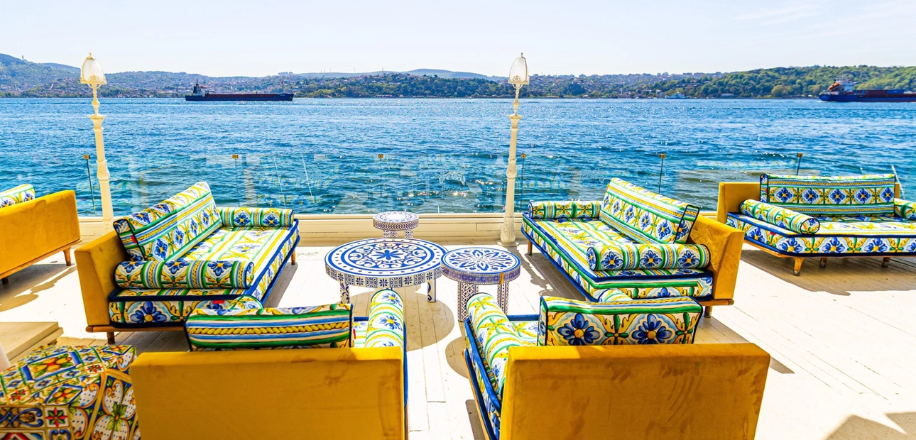 Noc Silk Velour Sofa