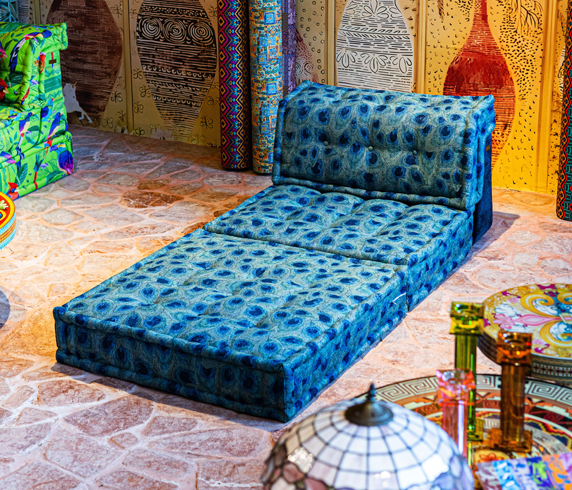 Serenity Outdoor Sofa-Stripe